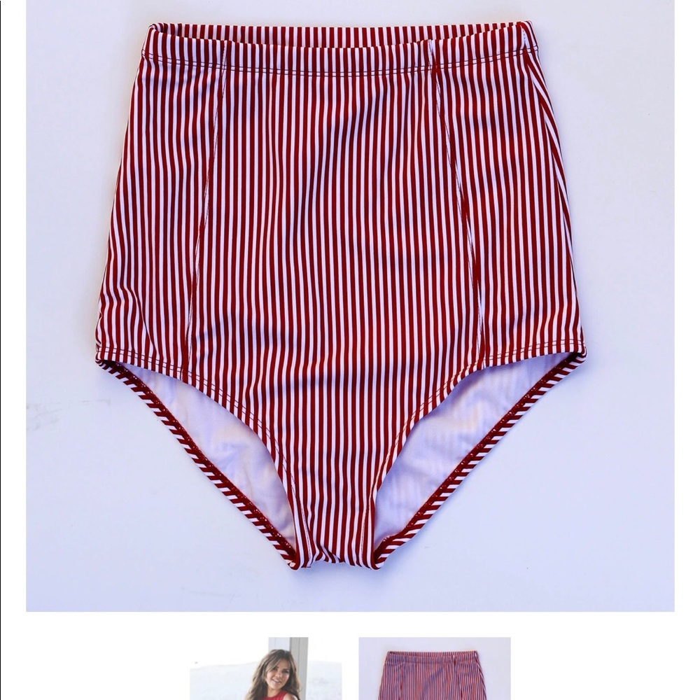NWT Coral Reef At The Beach Bottoms